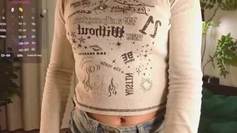 Snapshot of lydaerne chatting on May 24, 1:16 pm Call me Liddy Im so new here show me how to get fun here please online show from May 24, 1:16 pm