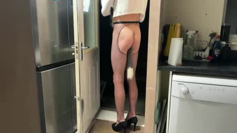 Snapshot of lydiaxdress chatting on September 26, 11:09 pm Lydia online show from September 26, 11:09 pm