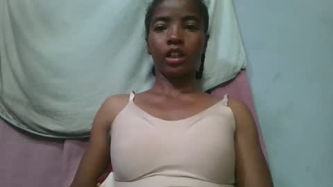 lydie856696 online show from April 29, 4:33 pm