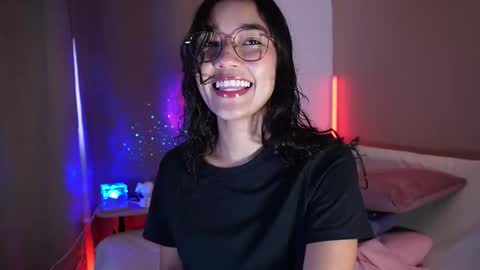 Lyhana Lee online show from January 18, 1:59 pm