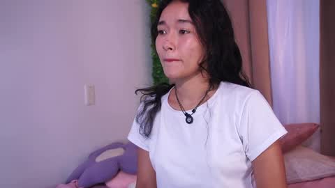 Lyhana Lee online show from April 27, 1:58 am
