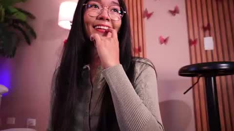 Snapshot of lyhana_lee chatting on July 12, 2:19 pm Lyhana Lee online show from July 12, 2:19 pm