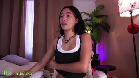Snapshot of lyhana_lee chatting on July 30, 3:11 pm Lyhana Lee online show from July 30, 3:11 pm
