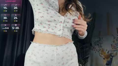 simply Eliza  online show from October 29, 7:21 am