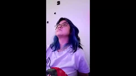 Snapshot of lylavixxenn chatting on March 21, 8:19 am Just Lyla online show from March 21, 8:19 am