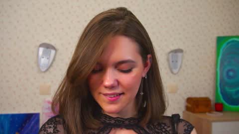 Snapshot of lyle_art chatting on December 5, 6:21 am hi im Lyle online show from December 5, 6:21 am