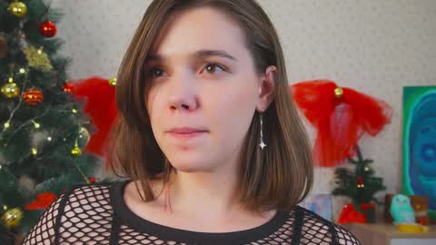 Snapshot of lyle_art chatting on December 20, 9:54 am hi im Lyle online show from December 20, 9:54 am