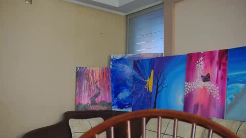 Snapshot of lyle_art chatting on February 11, 6:19 am hi im Lyle online show from February 11, 6:19 am