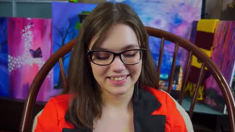 Snapshot of lyle_art chatting on February 15, 5:19 am hi im Lyle online show from February 15, 5:19 am