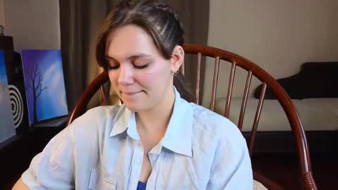 Snapshot of lyle_art chatting on March 10, 10:37 am hi im Lyle online show from March 10, 10:37 am