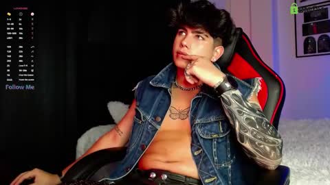 Lyle Bennett Freelance Model online show from December 1, 10:53 am