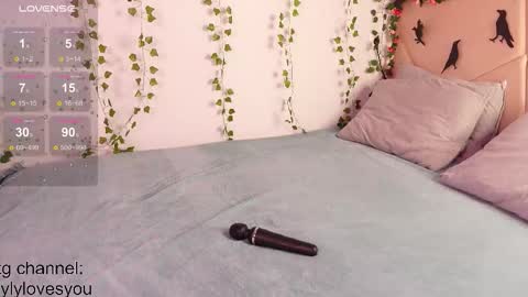 Lyly   online show from October 28, 5:33 am