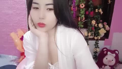 lyly_sweet97 online show from February 24, 1:46 am