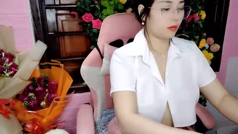 lyly_sweet97 online show from March 9, 5:00 am