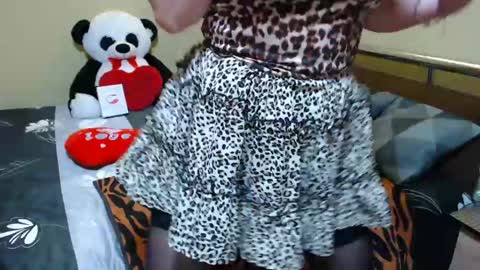 Snapshot of lyly_us chatting on May 31, 2:02 pm Lyly us online show from May 31, 2:02 pm