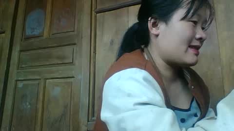 lylymai online show from October 23, 2:22 am