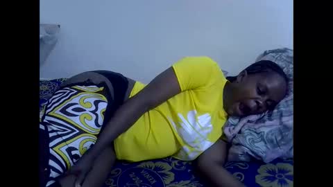 lyn_anna online show from June 8, 1:28 am