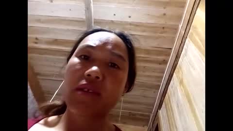 lyn_eva online show from April 26, 10:29 pm