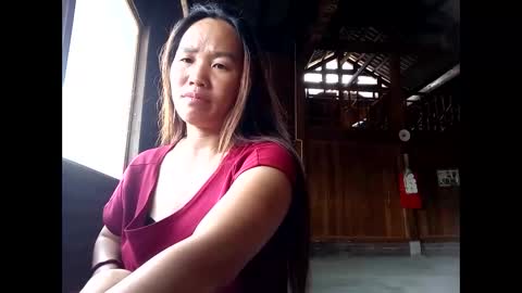 lyn_eva online show from April 28, 2:38 am
