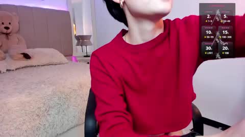 Snapshot of lyn_lebelle chatting on December 19, 3:18 am Lyn online show from December 19, 3:18 am