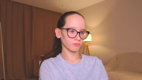 Sara online show from December 13, 8:36 pm