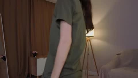 Sara online show from February 7, 4:11 pm