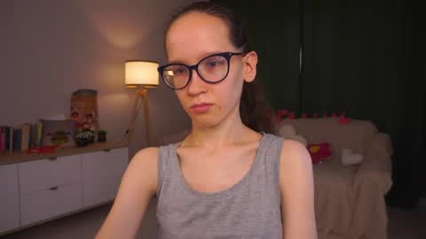 Sara online show from July 26, 4:03 pm