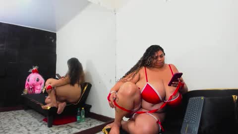 Lynn jonnes online show from February 15, 5:26 am