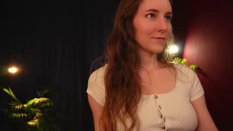 Lynn online show from October 14, 3:29 am