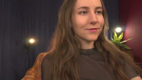 Snapshot of lynn_feline chatting on March 17, 2:05 am Lynn online show from March 17, 2:05 am