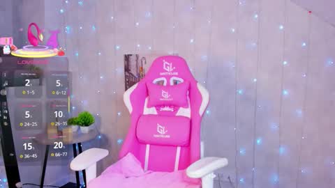 Lynn online show from October 23, 1:05 am