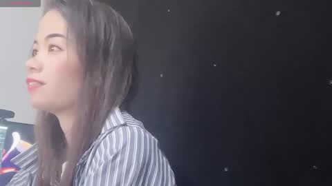 Snapshot of lynnalltop_165_keke chatting on November 2, 7:11 am lynnalltop_165_keke online show from November 2, 7:11 am