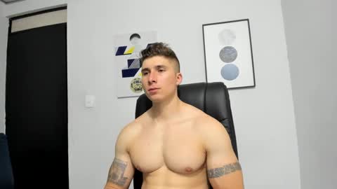 Lyonel online show from March 4, 7:43 pm