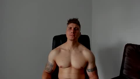 Lyonel online show from December 3, 5:00 pm