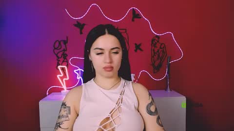 Snapshot of lyra_donna chatting on May 30, 6:38 pm lyra donna online show from May 30, 6:38 pm
