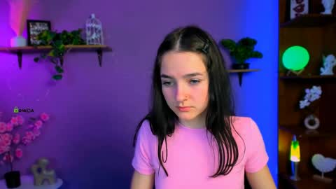 Snapshot of lyra_donna chatting on May 31, 6:53 pm lyra donna online show from May 31, 6:53 pm
