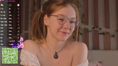 Snapshot of lyra_thenymph chatting on July 20, 12:25 am Lyra online show from July 20, 12:25 am