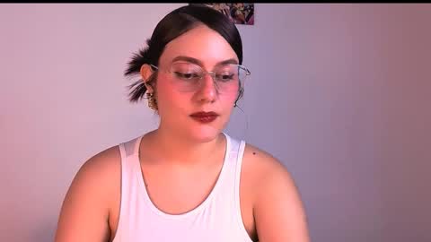 Snapshot of lyracarter chatting on January 14, 4:29 am Lyra Carter online show from January 14, 4:29 am