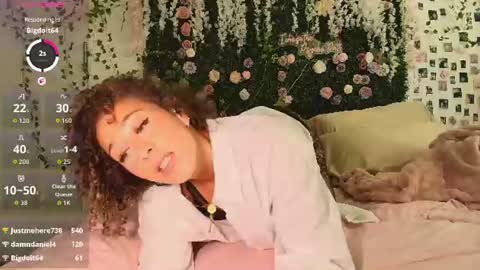 Snapshot of lyracovee chatting on June 14, 2:24 am Lyra online show from June 14, 2:24 am