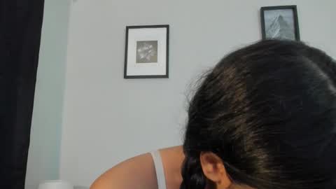 Lyriadiamond online show from December 2, 2:28 am