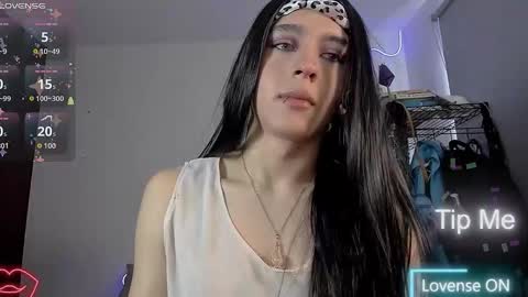 Snapshot of lyric_mirage chatting on October 30, 2:40 pm Lyric online show from October 30, 2:40 pm