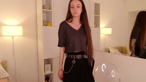 lysandra_loren online show from July 15, 3:17 pm