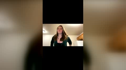 lyssaandslim online show from March 1, 3:30 am