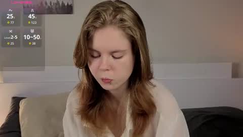 Julie online show from July 20, 9:17 pm