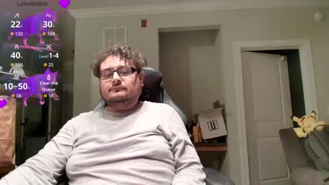 Snapshot of lyxx_2 chatting on December 2, 1:11 am lyxx_2 online show from December 2, 1:11 am