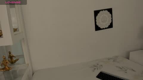 Mila online show from December 22, 3:42 pm