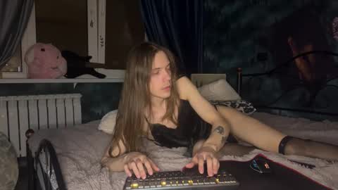 Snapshot of m1shq chatting on January 9, 11:56 pm m1shq online show from January 9, 11:56 pm