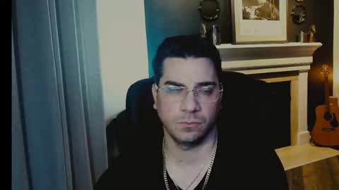 m4ck online show from September 16, 9:43 am