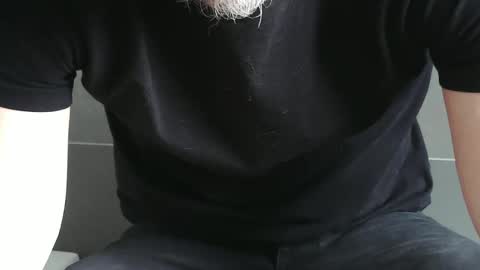 Snapshot of m4dh4tter24 chatting on May 5, 9:39 am m4dh4tter24 online show from May 5, 9:39 am