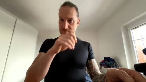 Snapshot of m4rduk81 chatting on February 26, 7:31 am m4rduk online show from February 26, 7:31 am